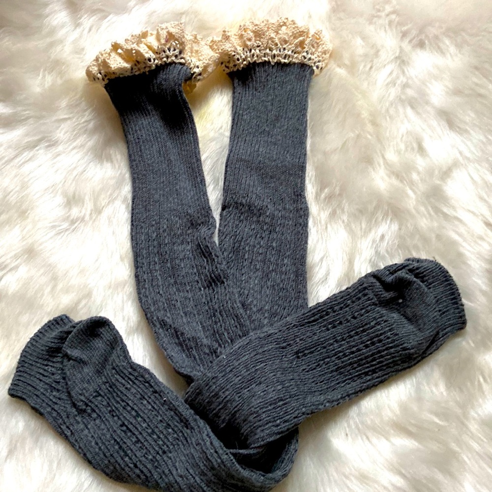Solid cable knit leg warmers